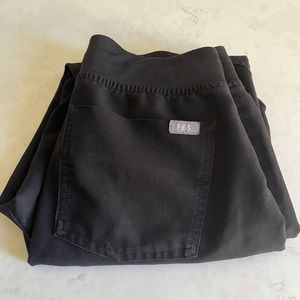 XXS- Figs, scrub pants, joggers, petite